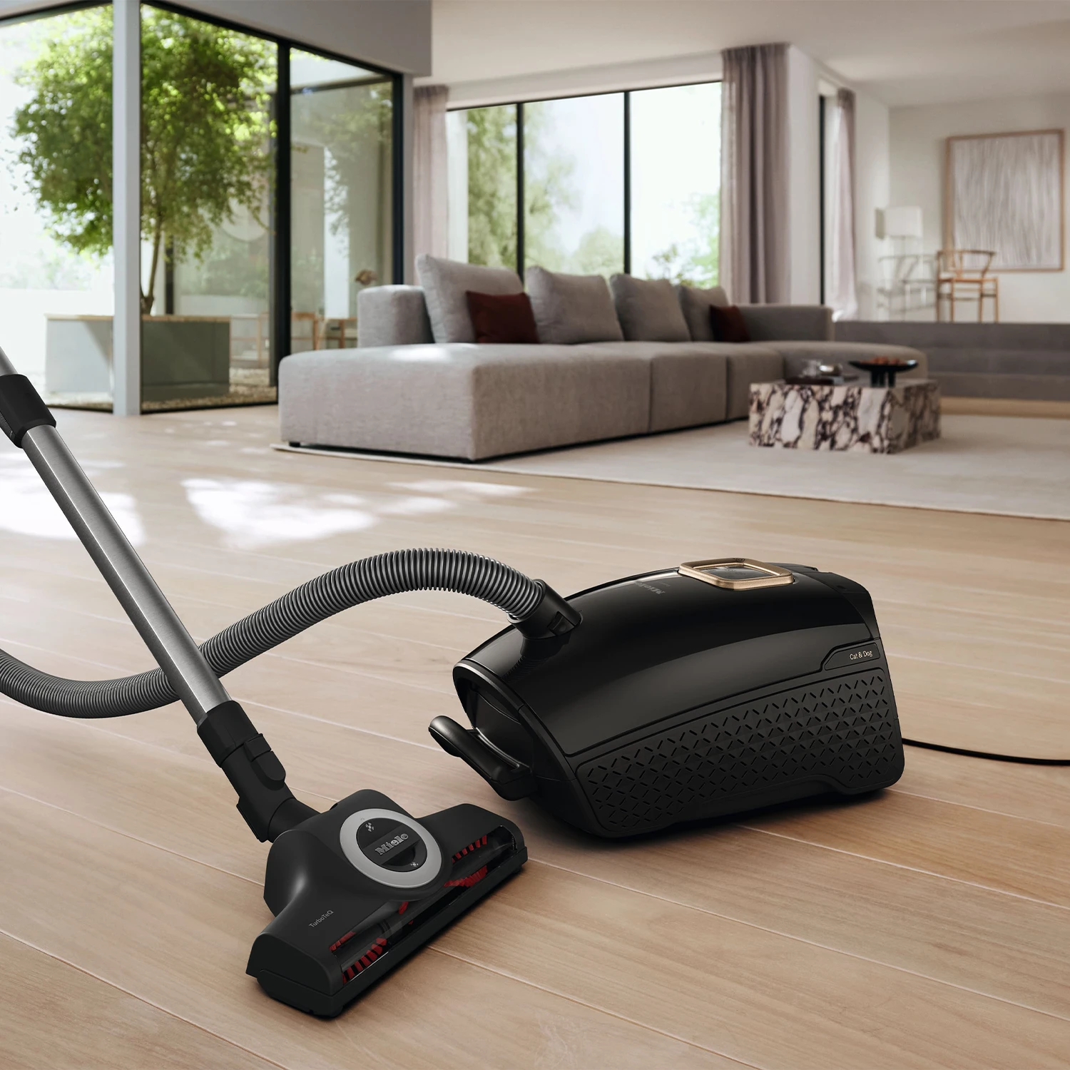 Miele Guard L1 Cat-Dog Toz Torbalı Süpürge (OUTLET)