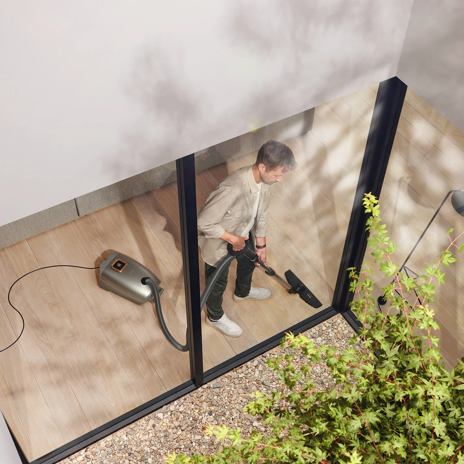 Miele Guard comford xl TITANIUM tam supurge gorseli