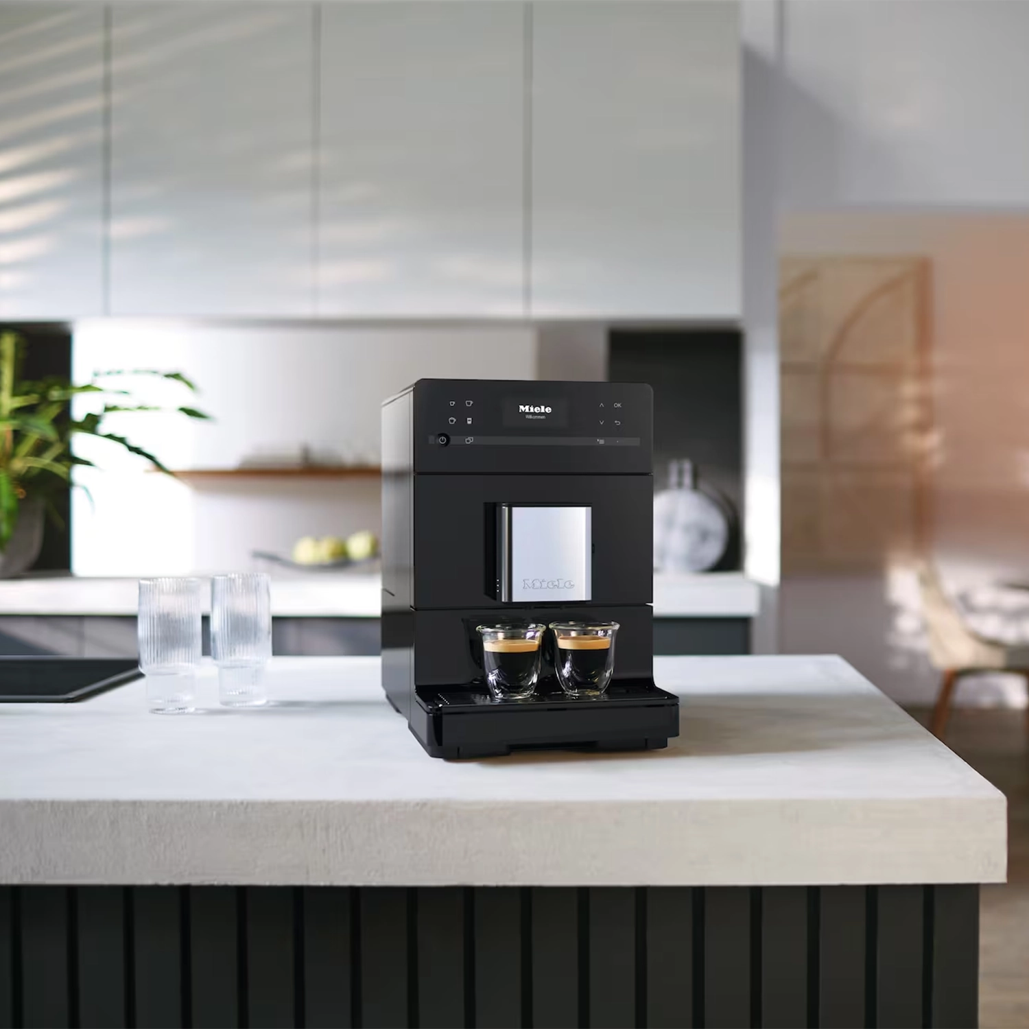Miele CM 5310 Tam Otomatik Solo Kahve Makinesi - Siyah