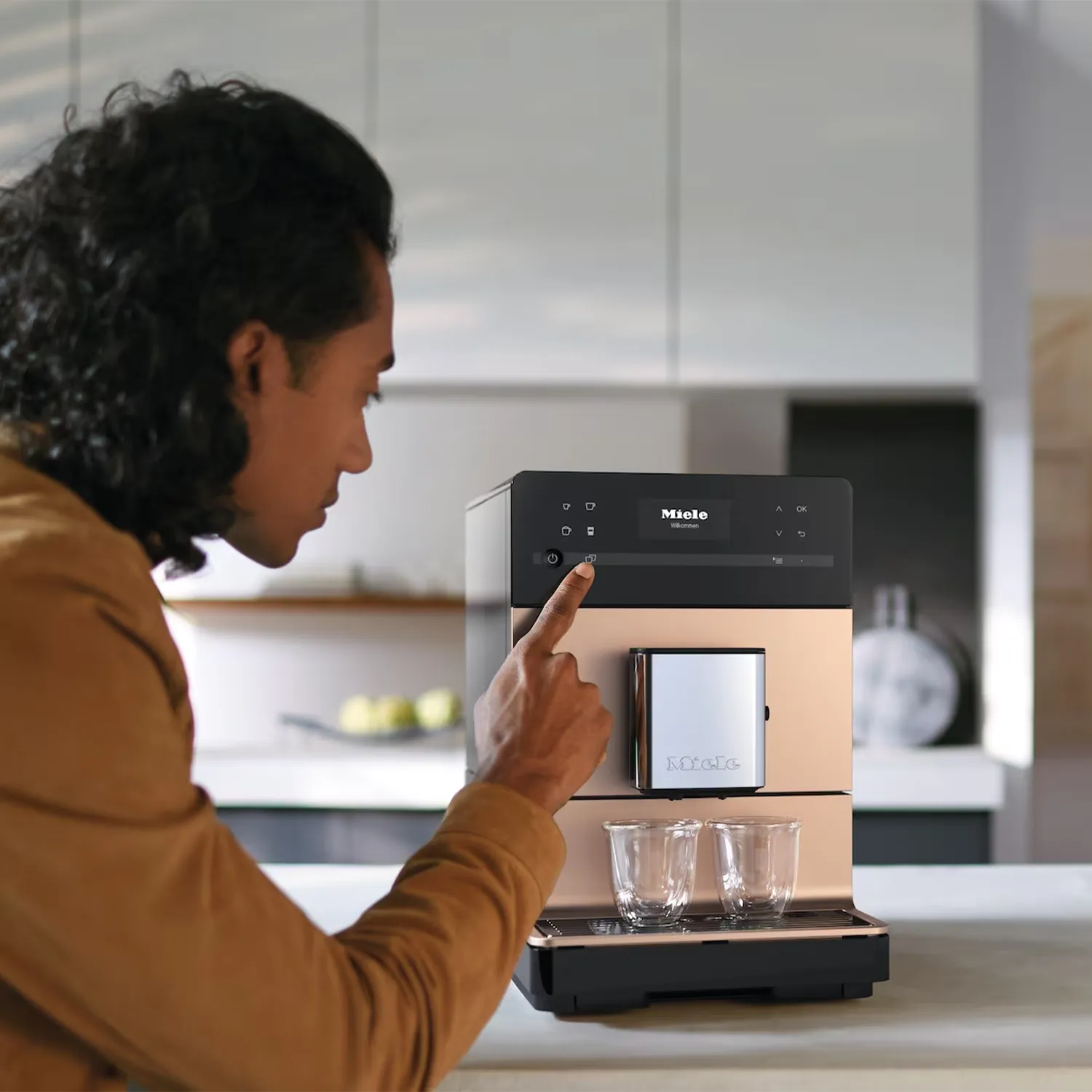 Miele Tam Otomatik Solo Kahve Makinesi - Rosegold