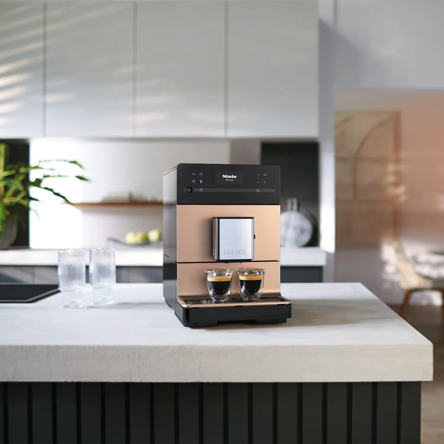 Miele Tam Otomatik Solo Kahve Makinesi - Rosegold