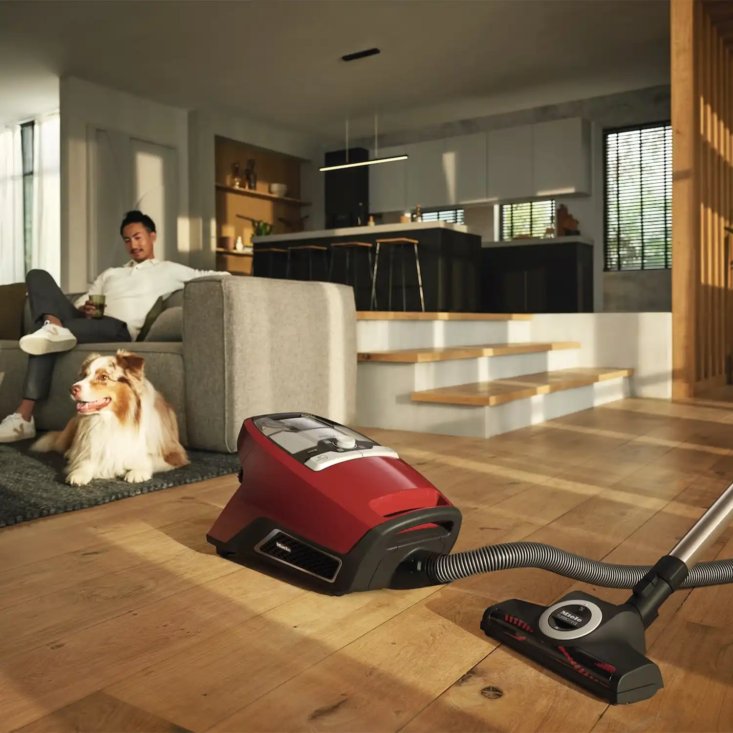 Miele Blizzard CX1 Cat&Dog Mango Kırmızı Toz Torbasız Süpürge