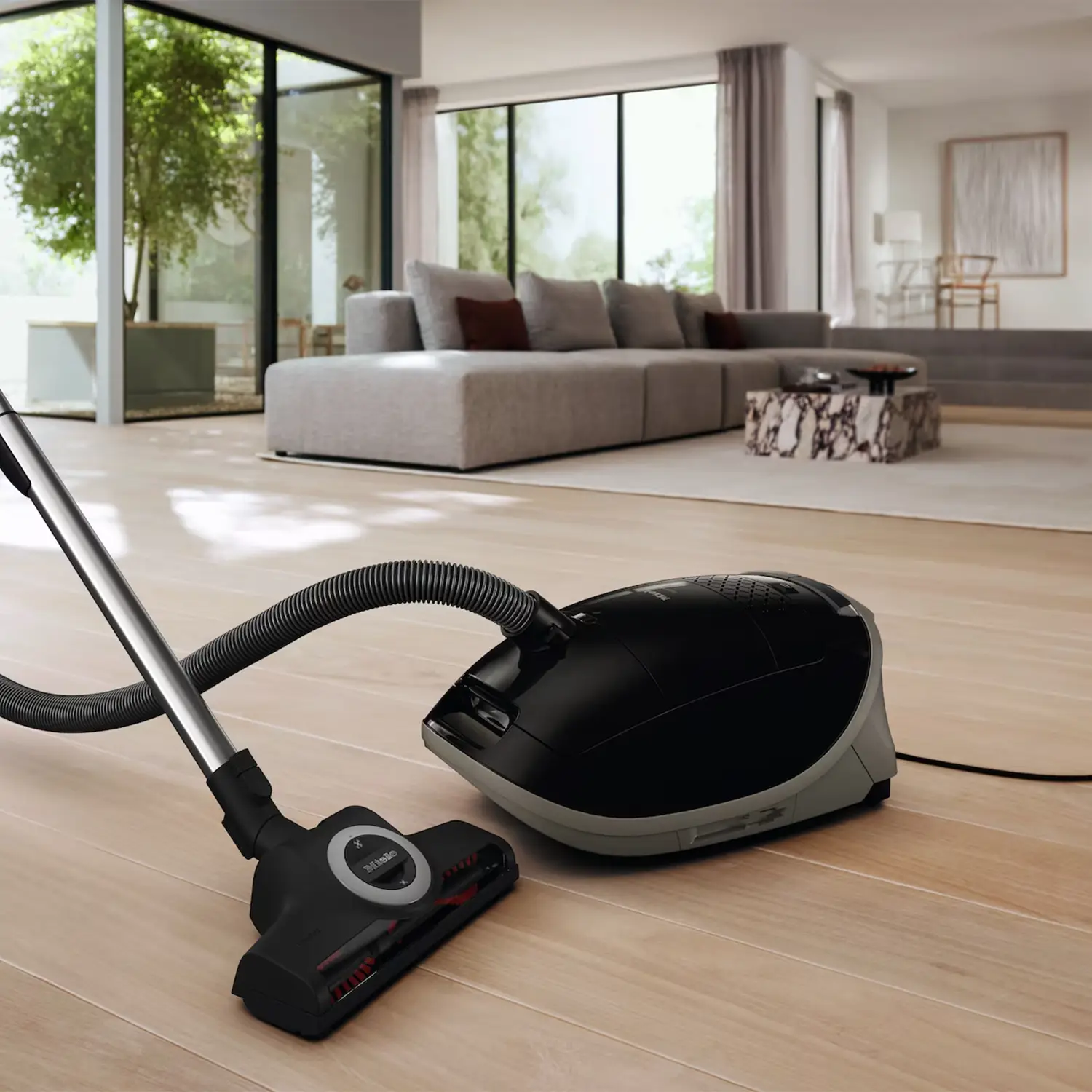 Miele Guard M1 Cat & Dog Flex Toz Torbalı Süpürge Siyah